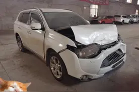 14年 13款 三菱 欧蓝德 2.4L 四驱导航豪华版视频封面