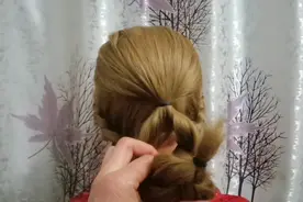 30岁的女人扎这发型，不但简单而且还是百看不厌视频封面