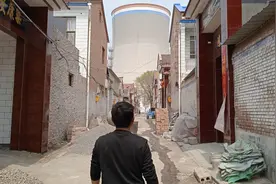 山西长治，长子县大火力发电厂，紧邻高河煤矿。电力应该有保障了视频封面