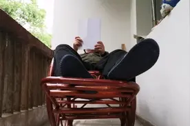 看研究生论文很头疼，但我承认也很受教，谁都不容易，学生更难视频封面