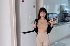 #热门    #颜值身材yyds  #气质美女视频封面