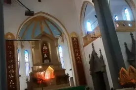 顺河回族区的天主教堂，⛪️教堂今天进去转转-2-教堂内钢琴曲视频封面