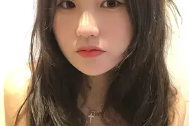 美女姐姐日常工作状态视频封面