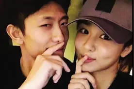 某媒体传出张一山杨紫领证的消息，网友纷纷表示两人只是姐弟关系视频封面