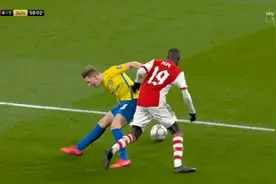 阿森纳佩佩2次相同技术过人，戏耍对方33号欧内视频封面