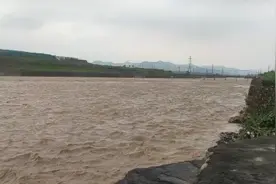 武安市固镇村至牛头路段河水冲断视频封面