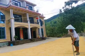 秋天到了看看贵州凯里农村人生活的真实景像，很多人没有见过视频封面