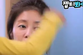 #女明星独自养孩子#离两次婚，带着孩子上综艺视频封面