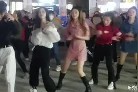 男声DJ版《我曾用心爱着你》视频封面