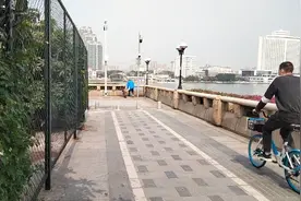 广州最大的二手跳蚤交易市场，新旧货都有，价格对半砍