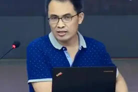 警惕！小心手机！千万别让碎片化的信息，肢解掉你的专注力 ！视频封面