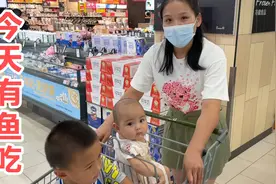 老公改花刀做清蒸鲈鱼，海燕夸赞要学两手，说错话俩人差点打起来视频封面