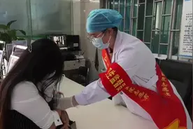 文山各地硕果累累丰收忙图片