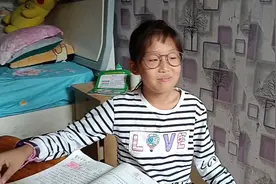 戴了一段时间眼镜，女儿慢慢适应了。不头晕眼花了，戴眼镜好丑额视频封面