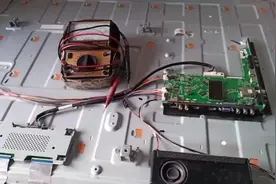 海信液晶电视55寸开机暗屏故障判断。笑看人生《老五家电》视频封面