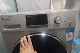 小天鹅滚筒洗衣机。开机后不进水，不工作。视频封面