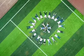 小学六年改为五年，你同意吗视频封面