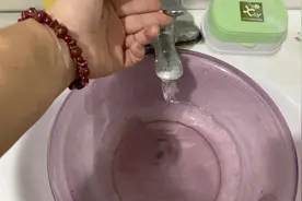 洗完头以后头发油腻腻，教你一个小方法，头发清爽不油腻，学到了