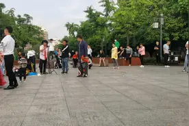 路人甲视频封面