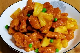 菠萝和鸡肉这样做，酥脆鲜香又美味，酸甜可口又解馋，出锅抢着吃视频封面