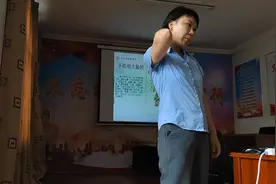 得了"富贵包"不是说你多有钱。不要慌专家教你一穴位能解你忧愁。视频封面