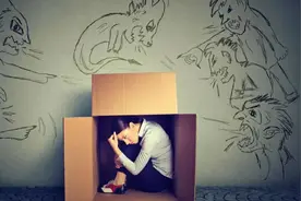 广州一女子地铁照片被人用AI技术一键脱衣视频封面