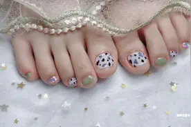 美甲流程184近距离围观，脚部美甲怎么做的