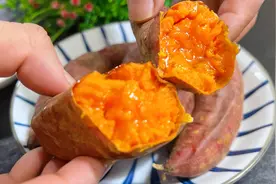 烤红薯，直接烤是大错！教你一招，软糯香甜流蜜汁，看的直流口水视频封面