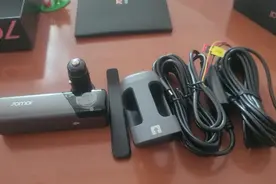70迈智能记录仪M500开箱，高级驾驶辅助视频封面