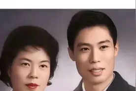 钟南山的爱情有多甜？你等我八年，我陪你一生视频封面