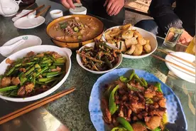 “猪欢喜”猪身上最鲜美的地方，一般人没吃过，锅哥午餐吃美了！