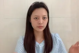 妹子第一次在视频里曝光素颜，素颜的样子好难看，化完妆秒变女神视频封面