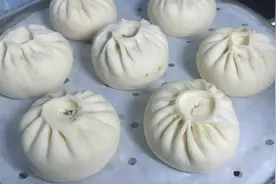 想要蒸出来包子好吃，揉面只需多加一样食材，出锅个个白白胖胖