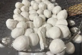 蔡小厨分享猪肉丸选肉，打浆调味水温，这样操作口感才好