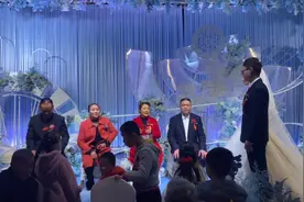 婚礼实拍：改口环节每个地方的婚礼都有的步骤吗？（6）视频封面