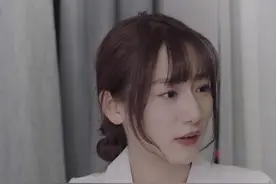 分手后我送的东西你还一直戴着，是不是说明我们还有希望
