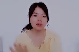 乡镇卫生院护士工资3千，该去上班吗？还是外出打工强点？视频封面