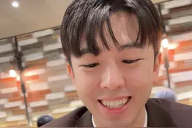 当有人偷看我老婆时😡视频封面
