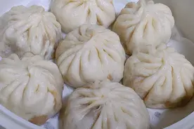 冬瓜包包子，原来这么好吃，教你调馅方法，薄皮大馅又多汁太香了视频封面