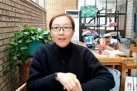 小小松针治百病，全松食疗法从头到脚不得病，这两本书大家去看看视频封面