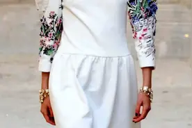 为什么有些女人上了年纪却比年轻时更好看？#Helen形象管理#视频封面