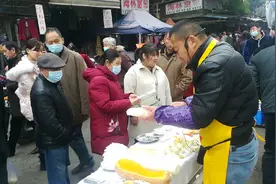 武汉市黄陂区卖削皮刀老板的顺口溜说的太好了，早上就赚了好几百视频封面