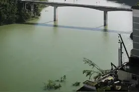 为确保一江清水送北京，汉江紫阳段有这样一群人在工作。视频封面