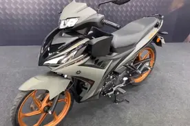 雅马哈2022款135cc弯梁摩托车视频封面