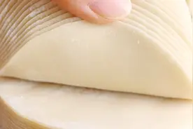 饺子皮不要出去买了，太奶奶教我一招，张张透亮，不破皮，还劲道视频封面