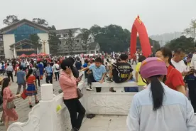 实拍广西桂平三月三壮族风俗文化风情节！#弘扬和传承民俗文化视频封面