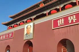 天安门城楼后面并不是故宫，被骗了几十年，走进城楼后终于知道了视频封面