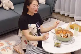 41岁不婚，就想一个人过，根本不想恋爱，开心、自在！视频封面