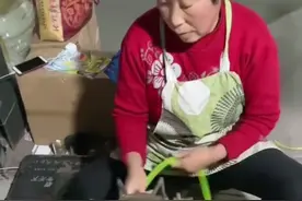 临沂民用胶管厂车间24小时加班加点干视频封面