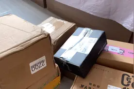 非常随意的开箱来咯！买到了超多喜欢的护肤品！视频封面